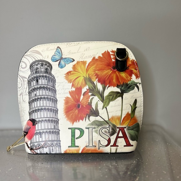 Purses from Italy - Picture 2 of 3